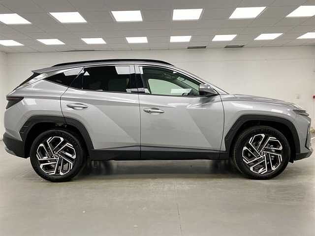 Hyundai TUCSON 1.6T Hybrid Ultimate 5dr Auto SILVER
