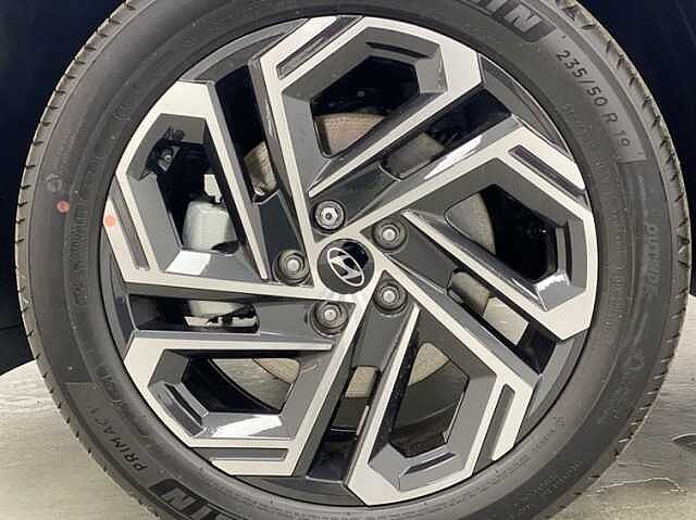 Hyundai TUCSON 1.6T Hybrid Ultimate 5dr Auto SILVER