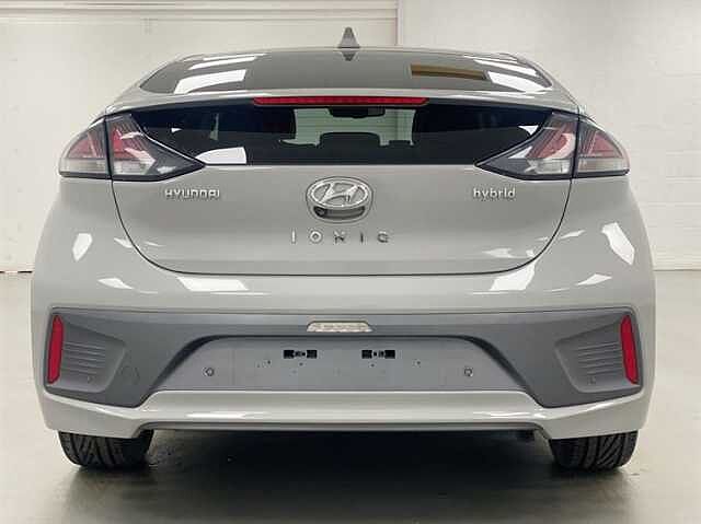 Hyundai IONIQ 1.6 GDi Hybrid Premium SE 5dr DCT GREY