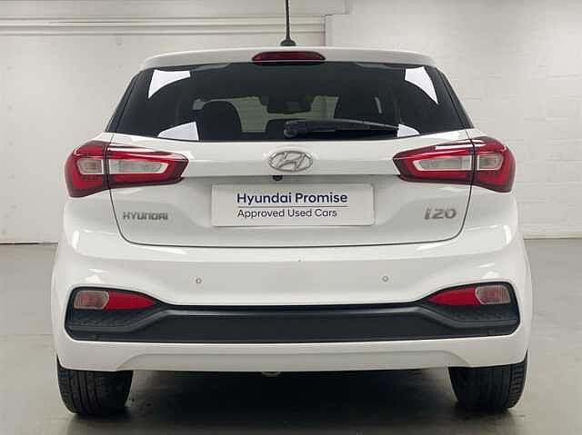 Hyundai I20 1.2 MPi Premium Nav 5dr WHITE