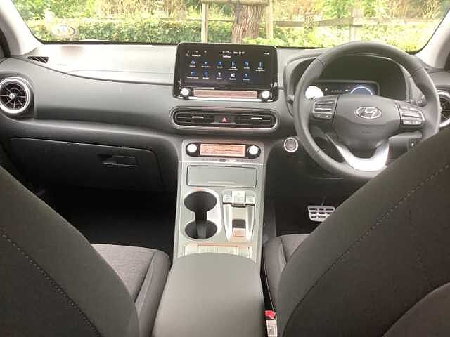 Hyundai Kona 100kW SE Connect 39kWh 5dr Auto