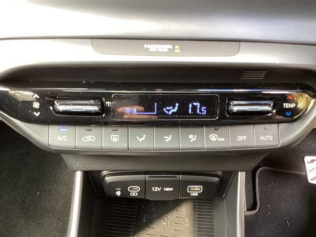 Hyundai BAYON 1.0 TGDi Ultimate 5dr DCT Phantom Black