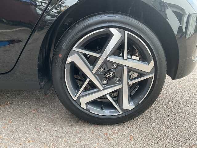 Hyundai i20 1.0T GDi Premium 5dr DCT