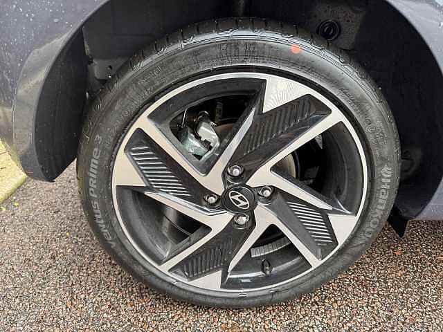 Hyundai i10 1.2 [79] Premium 5dr Auto [Nav]