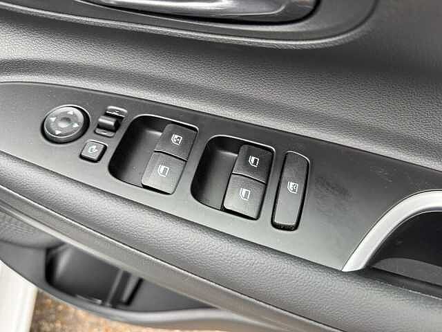 Hyundai i20 1.0T GDi Premium 5dr DCT