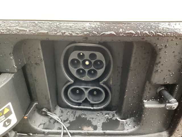 Hyundai INSTER 85kW 02 49kWh 5dr Auto Natural Ivory