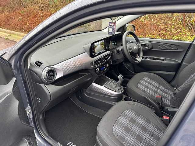 Hyundai i10 1.2 [79] Premium 5dr Auto [Nav]