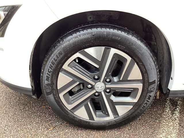 Hyundai Kona 150kW Ultimate 64kWh 5dr Auto Electric Hatchback