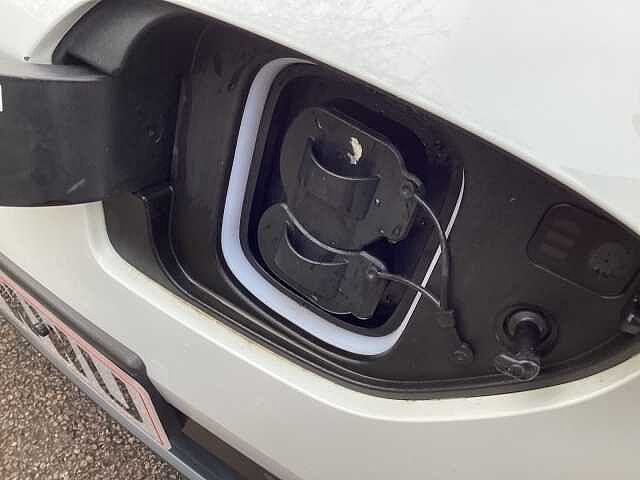 Hyundai Kona 150kW Ultimate 64kWh 5dr Auto Electric Hatchback