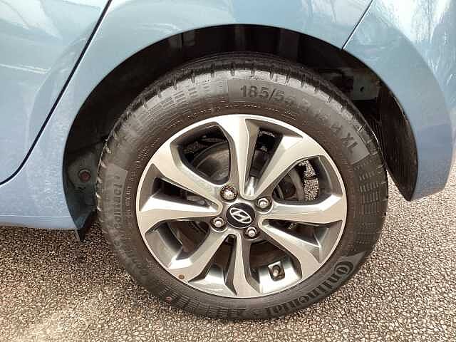 Hyundai i10 1.2 Premium SE 5dr Auto