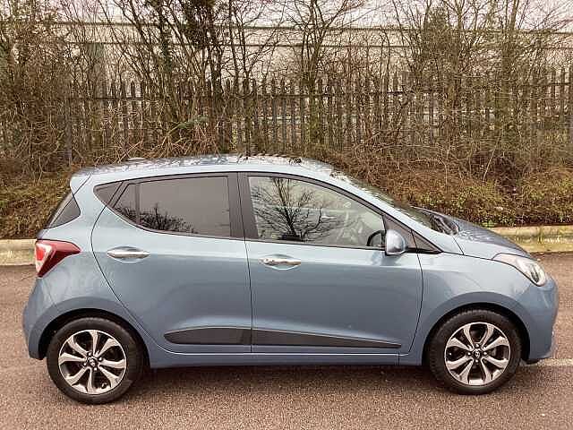 Hyundai i10 1.2 Premium SE 5dr Auto