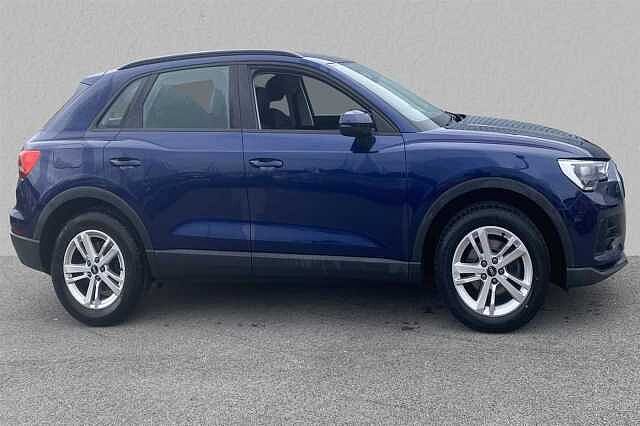 Audi Q3 1.5 35 TFSI (150ps) Techni