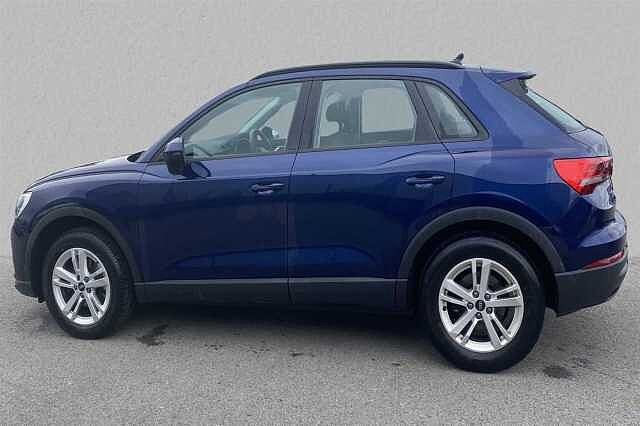 Audi Q3 1.5 35 TFSI (150ps) Techni