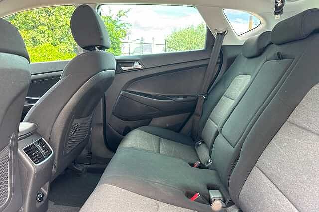 Hyundai TUCSON 1.6 CRDi SE Nav 5dr 2WD Micron Grey