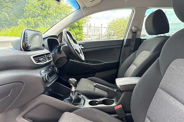 Hyundai TUCSON 1.6 CRDi SE Nav 5dr 2WD Micron Grey