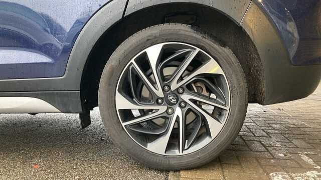 Hyundai TUCSON 2.0 CRDi 48V MHD Premium SE 5dr 4WD DCT Diesel Estate Blue