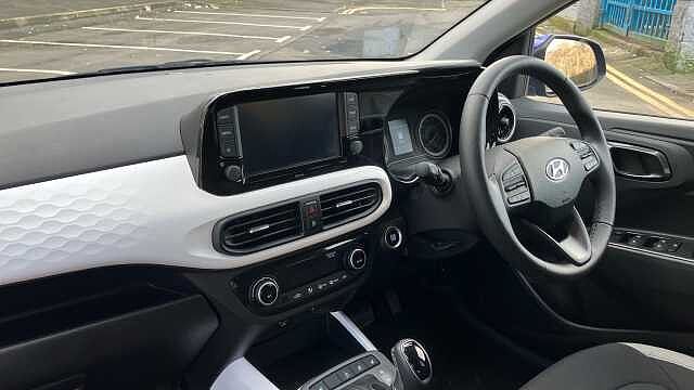 Hyundai i10 1.0 MPi Premium 5dr Auto Petrol Hatchback