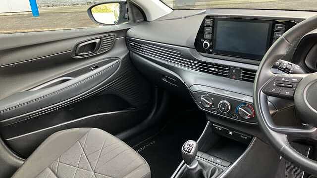 Hyundai BAYON 1.0 TGDi 48V MHEV SE Connect 5dr Petrol Hatchback Green