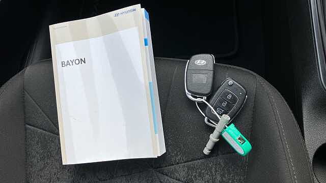 Hyundai BAYON 1.0 TGDi 48V MHEV SE Connect 5dr Petrol Hatchback Green