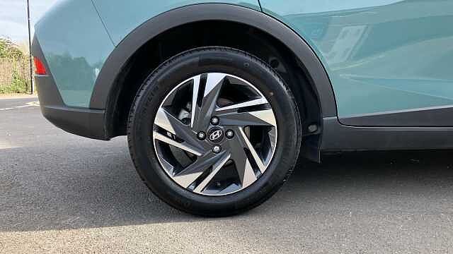 Hyundai BAYON 1.0 TGDi 48V MHEV SE Connect 5dr Petrol Hatchback Green
