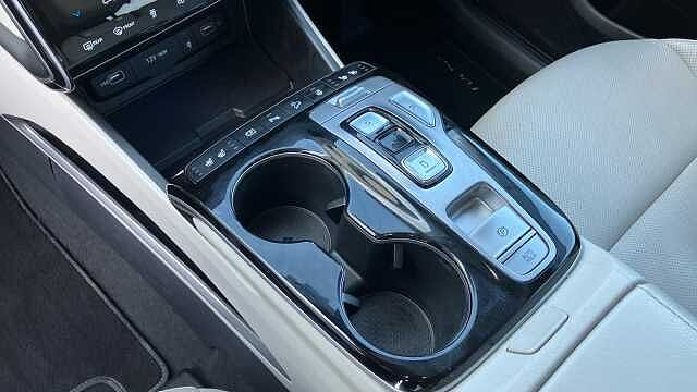 Hyundai TUCSON 1.6 TGDi Hybrid 230 Ultimate 5dr 2WD Auto Hybrid Estate White