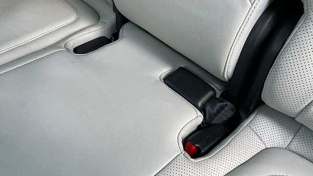 Hyundai TUCSON 1.6 TGDi Hybrid 230 Ultimate 5dr 2WD Auto Hybrid Estate White