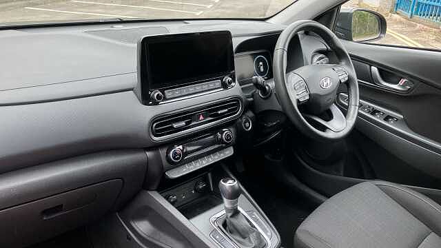 Hyundai KONA 1.6 GDi Hybrid Premium 5dr DCT Hybrid Hatchback Black