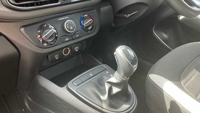 Hyundai I10 1.2 [79] Advance 5dr Auto [Nav] Petrol Hatchback Grey
