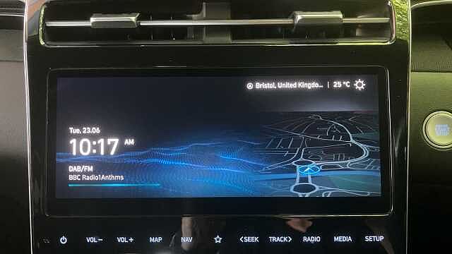 Hyundai TUCSON 1.6 TGDi Premium 5dr 2WD Petrol Estate Silver