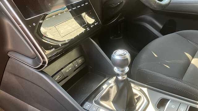Hyundai TUCSON 1.6 TGDi Premium 5dr 2WD Petrol Estate Silver