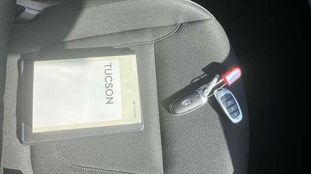 Hyundai TUCSON 1.6 TGDi Premium 5dr 2WD Petrol Estate Silver