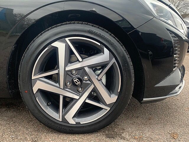 Hyundai i20 1.0T GDi Premium 5dr