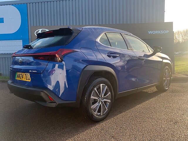 Lexus Ux 300e 150kW 72.8 kWh 5dr E-CVT