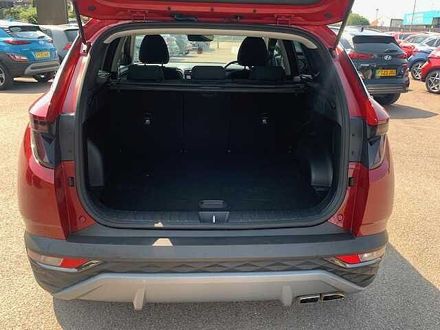 Hyundai TUCSON 1.6 TGDi 48V MHD Premium 5dr 2WD DCT Red