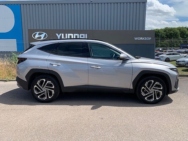 Hyundai TUCSON 1.6T Hybrid Ultimate 5dr Auto Silver