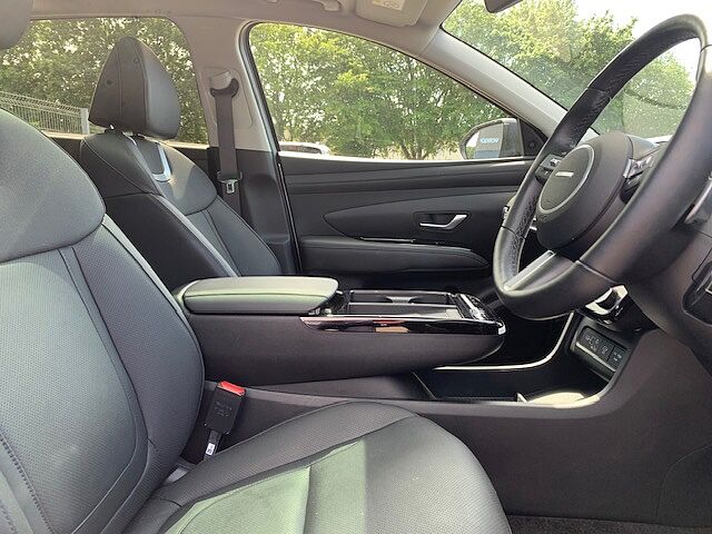 Hyundai TUCSON 1.6T Hybrid Ultimate 5dr Auto Silver
