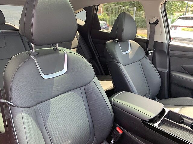 Hyundai TUCSON 1.6T Hybrid Ultimate 5dr Auto Silver