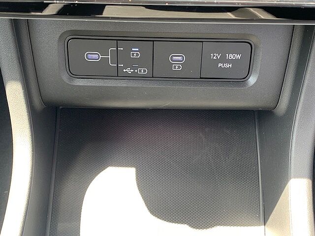 Hyundai TUCSON 1.6T Hybrid Ultimate 5dr Auto Silver