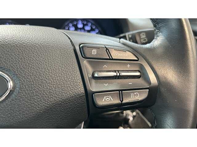 Hyundai I30 I30 1.0T GDi SE Connect 5dr Red