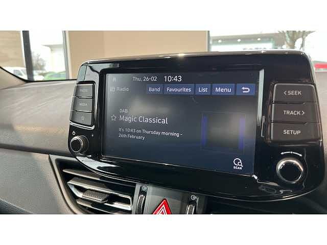 Hyundai I30 I30 1.0T GDi SE Connect 5dr Red