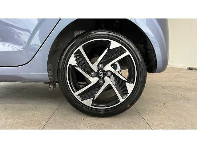 Hyundai I10 i10 5Dr HAT 1.2 MPi 79ps Premium NAV AU Meta Blue
