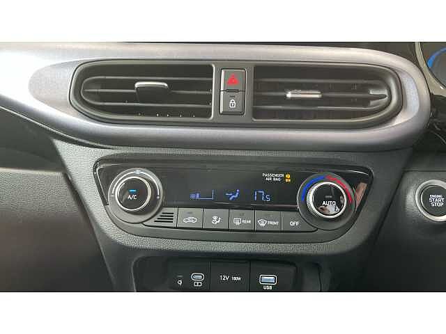 Hyundai I10 i10 5Dr HAT 1.2 MPi 79ps Premium NAV AU Meta Blue