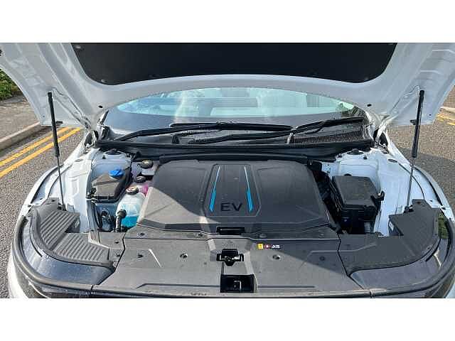 Hyundai IONIQ 5 IONIQ 5 225kW Ultimate 73 kWh 5dr AWD Auto [Tech] White
