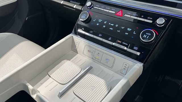 Hyundai Santa Fe SANTA FE 1.6 TGDi Plug-in Hybrid Ultimate 5dr 4WD Auto