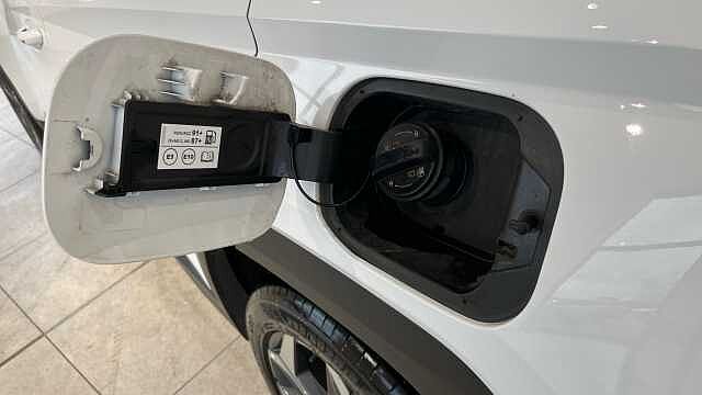 Hyundai TUCSON TUCSON 1.6 TGDi Hybrid 230 Ultimate 5dr 2WD Auto White