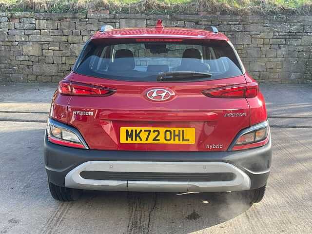 Hyundai KONA 1.6 GDi Hybrid SE Connect 5dr DCT Red