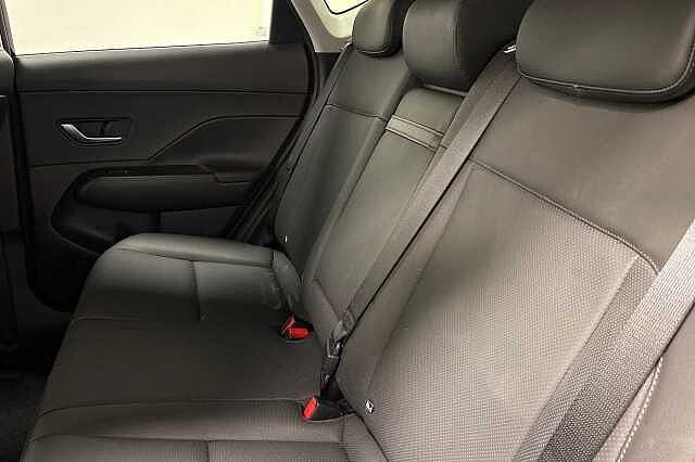Hyundai KONA 1.6 Hybrid 129 Ultimate 5dr DCT Black