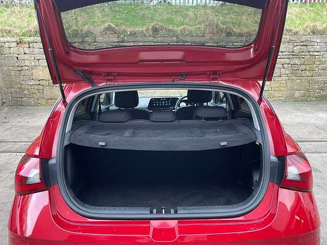 Hyundai I20 1.0T GDi 48V MHD Premium 5dr DCT Red