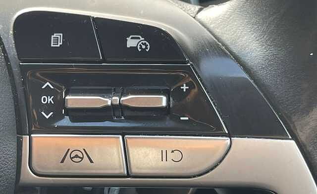 Hyundai TUCSON 1.6 TGDi Hybrid 230 SE Connect 5dr 2WD Auto Black