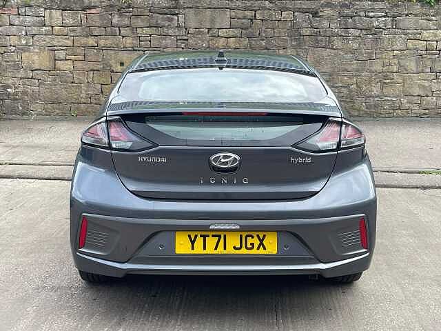Hyundai IONIQ 1.6 GDi Hybrid Premium 5dr DCT Grey
